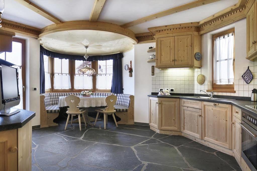 Chalet Ciasa Tino & Sara - Belaval Apartments Corvara In Badia Dış mekan fotoğraf