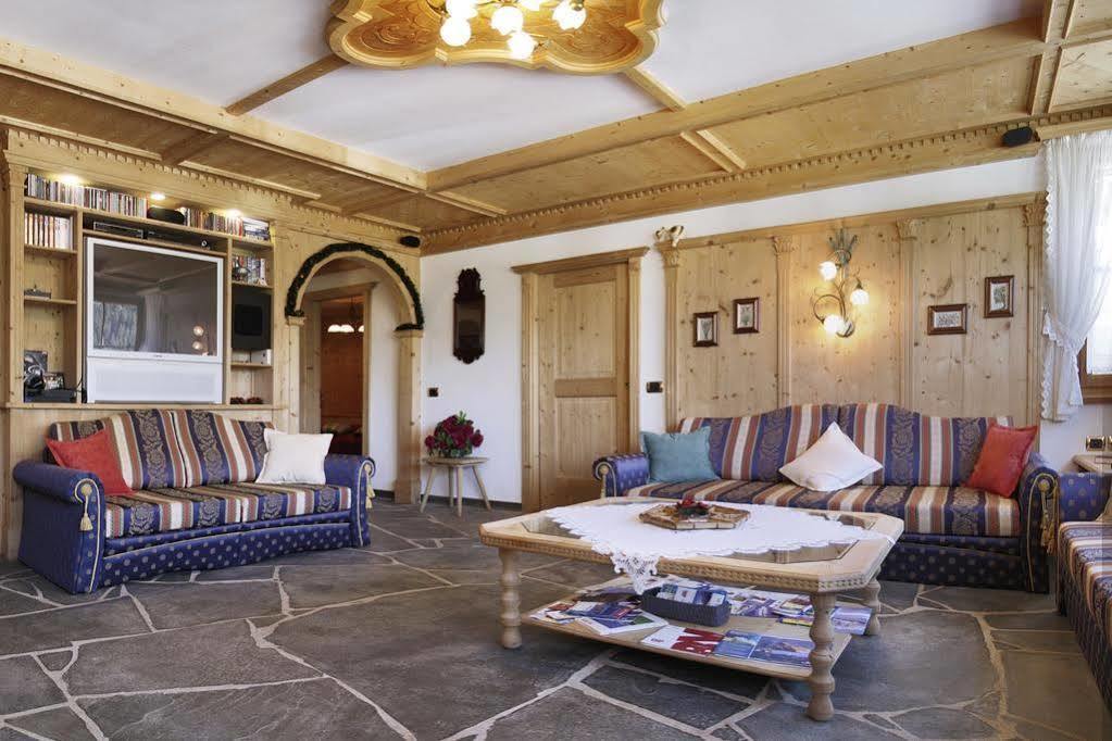 Chalet Ciasa Tino & Sara - Belaval Apartments Corvara In Badia Dış mekan fotoğraf